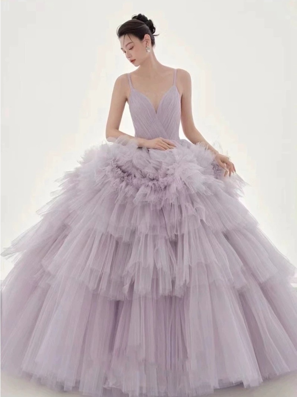 Elegant Lilac Tulle Ball Gown Dress